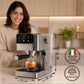 Machine à expresso manuelle Adler AD 4390 - Professionnelle 20 bars, Thermoblock, en acier inoxydable avec buse vapeur, chauffe-tasses et écran tactile